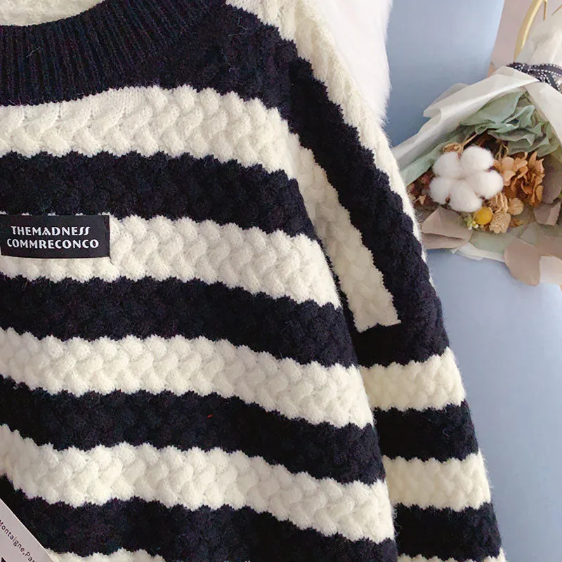 Black and white striped sweater fashion foreign style sweater top  4943