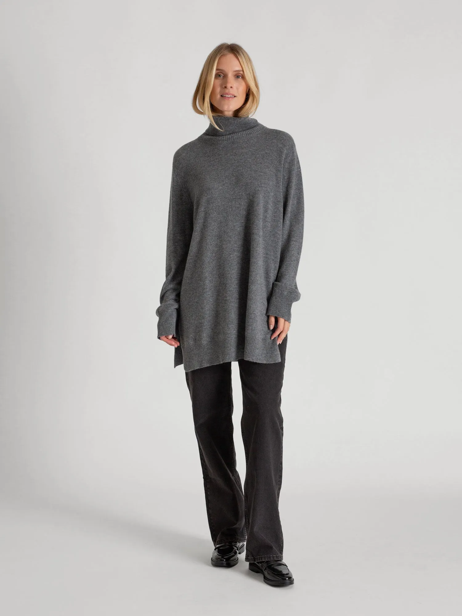 Cashmere sweater "Dagny polo" - dark grey