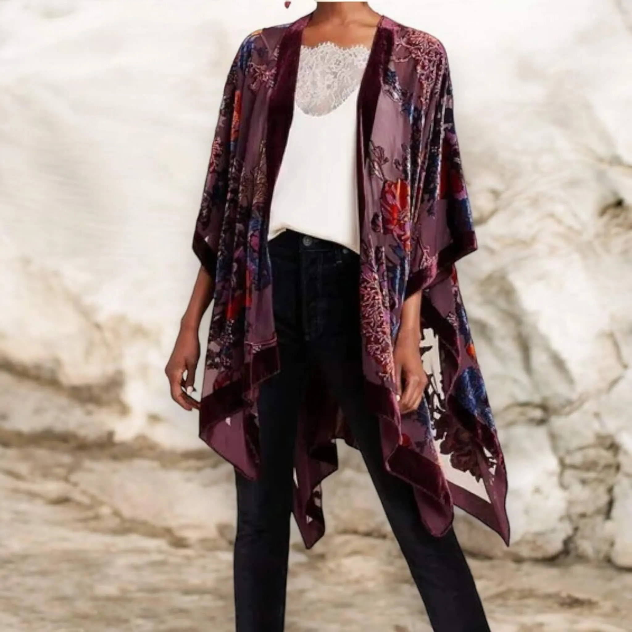 Elegant Floral Velvet Kimono Cardigan