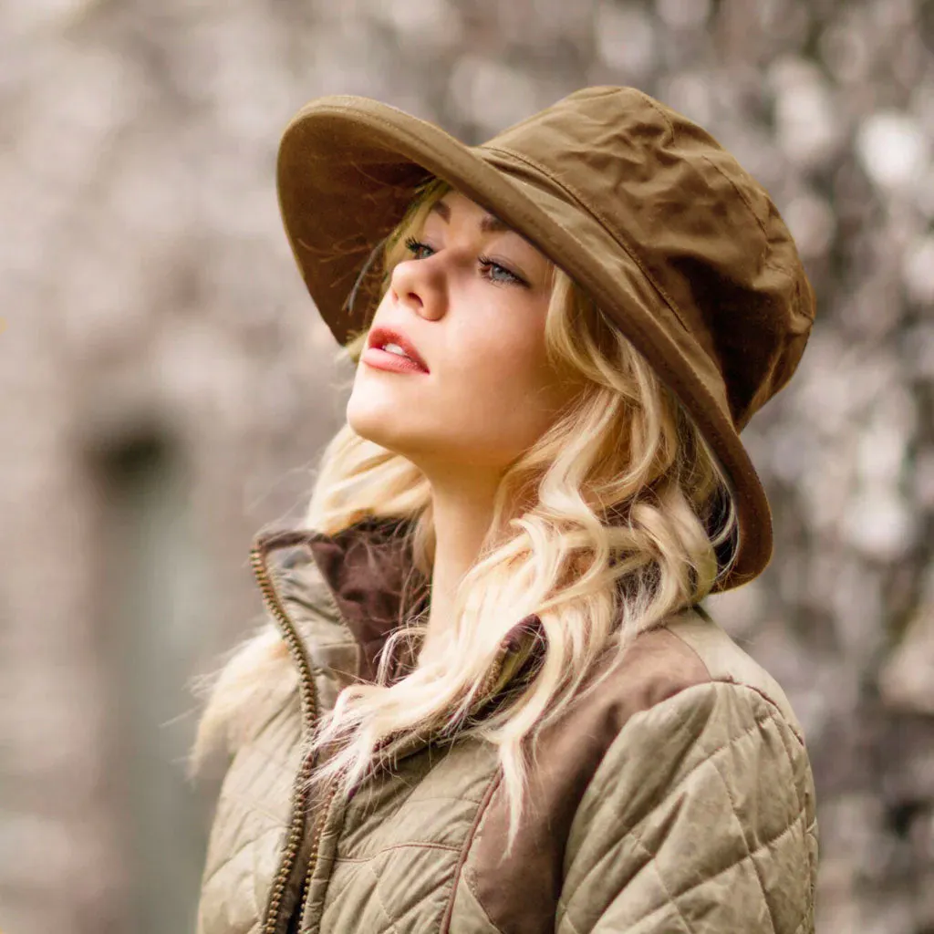 Heritage Waxed Cotton Hat in Caramel