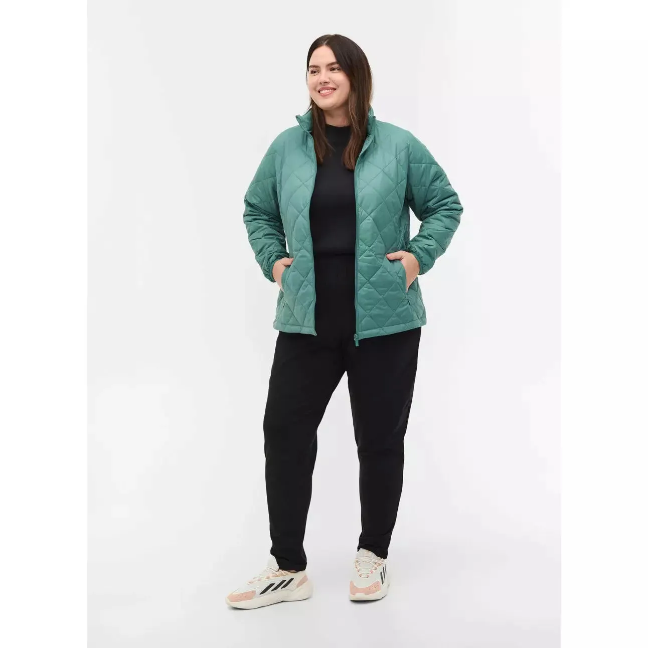 Zizzi Quilted Lightweight Jacket in Green